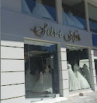 Setrinur Alanya mağazasında modern tasarım kıyafetler, şık abiyeler ve günlük giyim ürünleri düzenli şekilde sergileniyor.