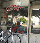 Alaiye Erkek Kuaförü – Alanya’da profesyonel saç kesimi, sakal tıraşı ve bakım hizmetleri sunan modern erkek kuaförü.