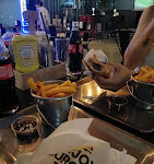 Enjoy Burger Sports Bar Alanya’da leziz burgerler ve spor keyfi bir arada.