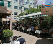 Uygun Lokantası’nda ev yapımı sulu yemekler ve geleneksel Türk mutfağı lezzetleri.