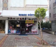 Bebek Dünyası Alanya – Bebek ve çocuk giyim, oyuncak ve aksesuarlarında geniş ürün yelpazesi sunan mağaza.