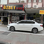 “Alanya Özbey Rent A Car & Transfer araç filosu; günlük, haftalık ve uzun dönem araç kiralama ile havalimanı transfer hizmeti sunan modern araç kiralama ve transfer şirketi.”