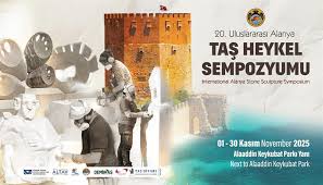 Sanatçılar, Alanya’da kültür dolu günlere ilham veren taş heykel çalışmalarını sürdürüyor.