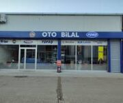 “Oto Bilal araç servis ve bakım alanı, oto onarım hizmetleri.”