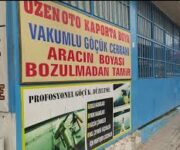 Özen Oto Boya & Boyasız Göç Düzeltme Merkezi’nde araç boya ve göç düzeltme işlemleri yapılırken çekilmiş görüntü