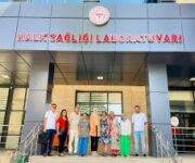 “Alanya Halk Sağlığı Laboratuvarı modern analiz cihazları ve numune kabul alanı.”
