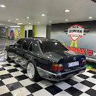 “Alanya Duman Oto Yıkama & Car Wash’ta profesyonel araç yıkama ve temizlik hizmetleri.”