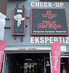 “Alanya Pilot Garage Oto Ekspertiz servis alanı ve araç kontrol hizmetleri.”