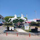 Konaklı Oto Sanayi atölyesinde araç bakım ve onarım işlemleri yapılırken çekilmiş görüntü