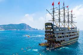 Erleben Sie das Mittelmeer mit den Alanya Bootstouren und entdecken Sie die neuen Kampagnen für die Saison 2026.