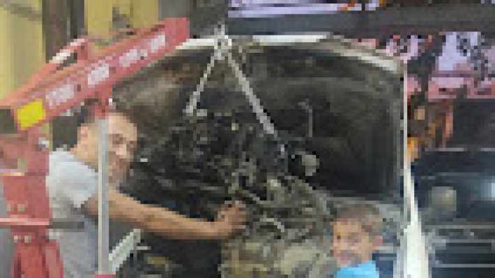 “Yüksekalan Oto Tamir ve Bakım Servisi’nde araç bakım, onarım ve mekanik servis hizmetlerinin sunulduğu modern servis alanı.”