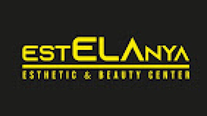 Estelanya Güzellik Merkezi’nde profesyonel cilt bakımı ve güzellik uygulamaları yapılan modern salon.