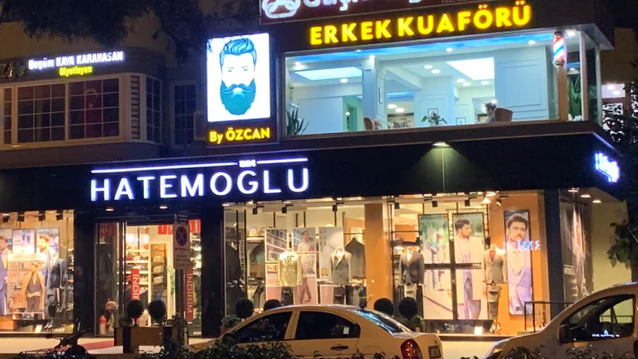 Erkek Kuaförü By Özcan – profesyonel erkek saç kesimi ve sakal bakımı hizmetleri, modern berber salonu Alanya’da.
