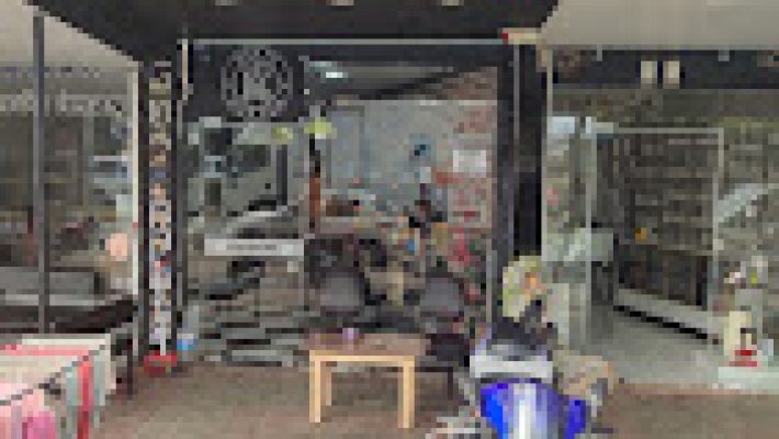 Nokta Kuaför – Alanya’da kadın ve erkek saç kesimi, renk ve bakım hizmetleri sunan modern kuaför salonu.