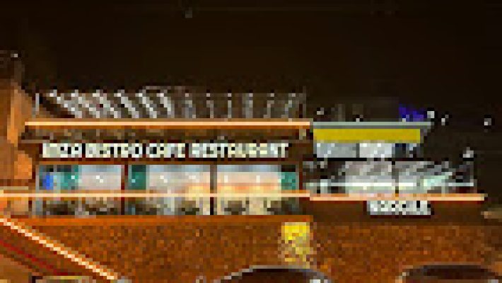 İmza Bistro Cafe Nargile’de konforlu oturma alanı ve keyifli nargile deneyimi.