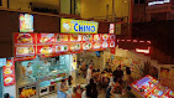 Cafe Chino’da sıcak kahve, tatlı ve ferah dekorasyonla keyifli bir kafe atmosferi