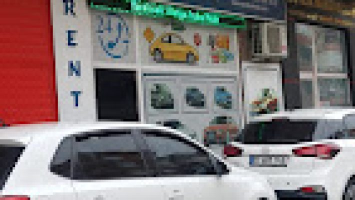 “Tuncer Rent A Car Alanya ofisi ve araç kiralama hizmetleri sunan modern alan.”