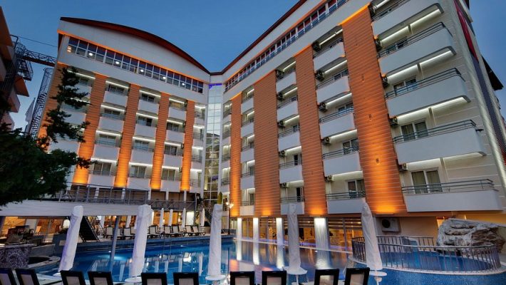 Alaiye Kleopatra Hotel: Efsanevi Plajın Yanında Huzurlu Bir Konaklama