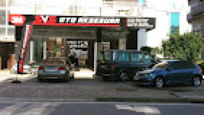 “SVS Oto Aksesuar Garage araç aksesuar ve modifiye uygulama alanı.”