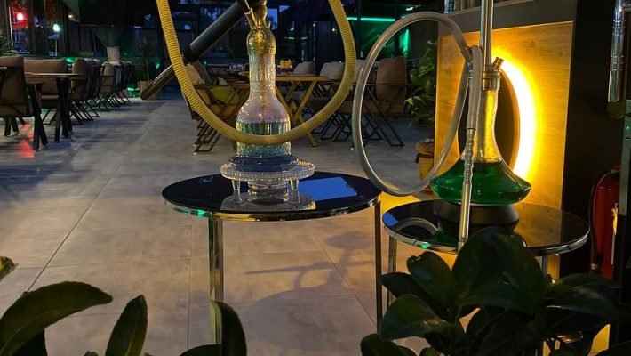 Bamboo Hookah Lounge Alanya'nın şık oturma alanı ve özel sunumlu nargile servisi