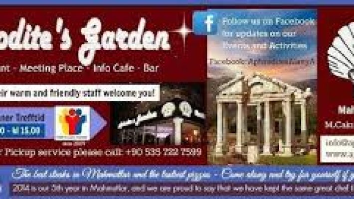 "Alanya’da doğa ile iç içe dizayn edilmiş Aphrodite's Garden Restaurant’ın rengarenk bahçesi ve açık hava oturma alanı"