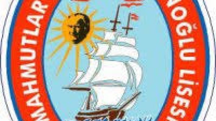 Mahmutlar Şükrü Kaptanoğlu Anadolu Lisesi binası, modern eğitim imkanları ve öğrencilerine güvenli, destekleyici bir öğrenme ortamı sunan lise.