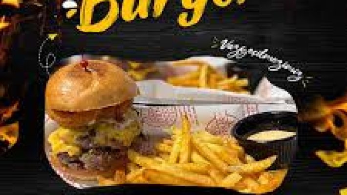 Corner Burger Alanya’da el yapımı burger, patates kızartması ve soğuk içecek servisi