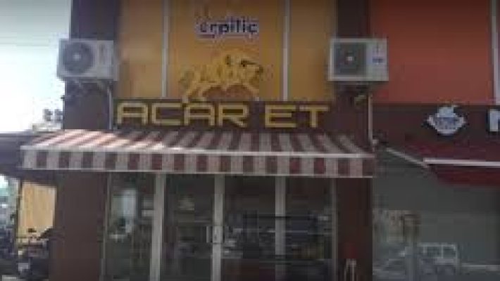 Acar Et kasap reyonu – taze kırmızı et, tavuk ve şarküteri ürünleri