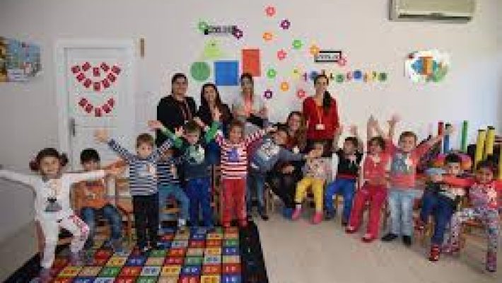 "Emek Başarı Anaokulu – çocuklara güvenli, eğitici ve sevgi dolu bir ortam sunan modern anaokulu."