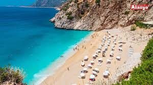 Alanya 2026 turları için büyük fiyat fırsatlarını gösteren kampanya görseli ve tur paketleri
