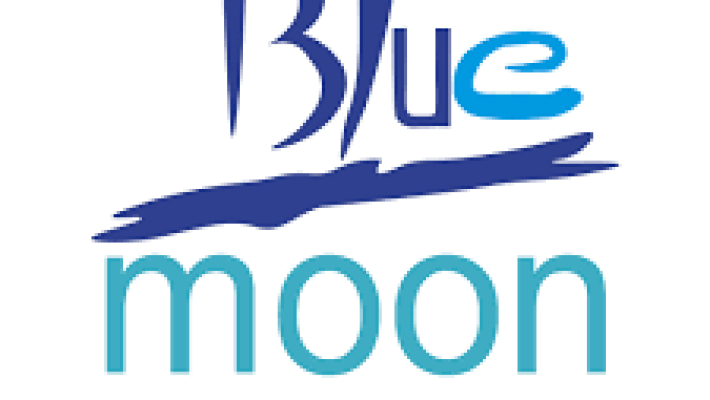 Bluemoon Güzellik Merkezi Alanya’da profesyonel cilt bakımı ve güzellik uygulamaları alan bir müşteri.