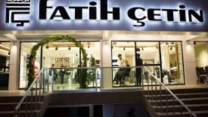 “Alanya Oba Kuaför Fatih Çetin’de profesyonel saç tasarımı, bakım ve modern kuaför hizmetleri”