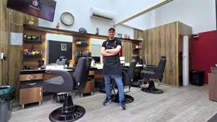 “Alanya Zen Coiffeur’de kadın ve erkeklere özel profesyonel saç kesimi, renklendirme ve berber hizmetleri”