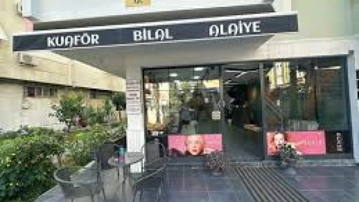 “Alanya Kuaför Bilal Alaiye’de profesyonel saç kesimi, renklendirme ve bakım hizmetleri”