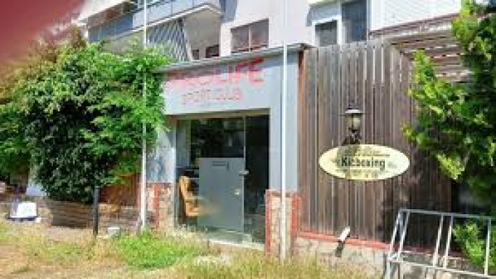 “Prolife Sport Club’ta fitness ve grup antrenmanlarına katılan sporcular”