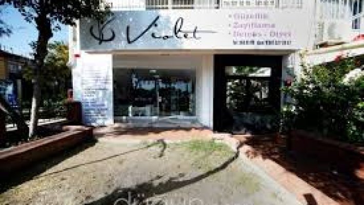 “Violet Güzellik’te profesyonel bakım ve estetik hizmetleri”