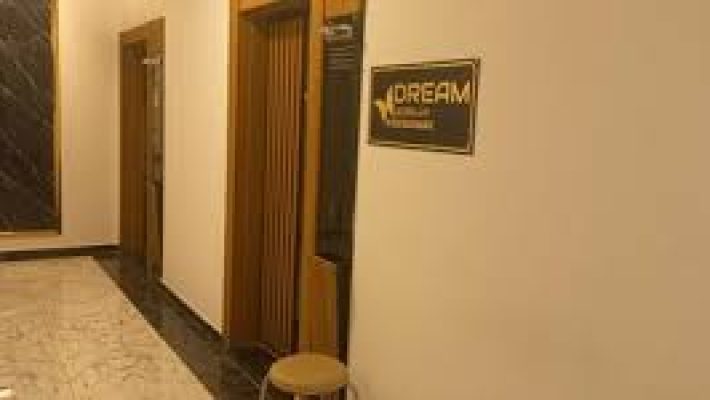 "Dream Güzellik Merkezi – modern dekorasyonu ve uzman ekibiyle profesyonel güzellik ve bakım hizmetleri sunuyor."