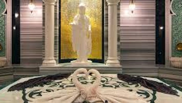 "ZENN SPA – modern spa, masaj ve wellness hizmetleriyle huzurlu bir atmosferde yenilenme deneyimi sunuyor."