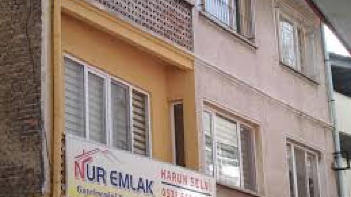"Nur Emlak, Alanya’da satılık ve kiralık konutlar ile profesyonel emlak çözümleri sunuyor."