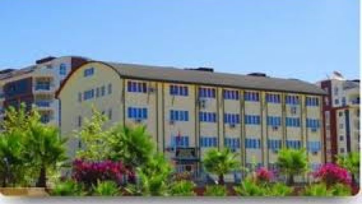 Avsallar Recep Karaca Çok Programlı Lisesi, öğrencilerine mesleki ve akademik eğitim fırsatlarını bir arada sunan modern eğitim kurumu.