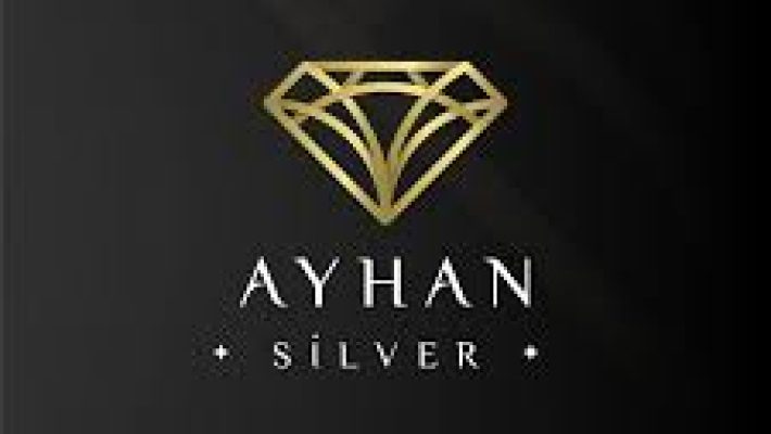 AYHAN SİLVER – Alanya’da gümüş takı, özel tasarım kolye, bilezik ve yüzük koleksiyonları sunan prestijli gümüş mağazası; şıklık ve kaliteyi bir arada sunar.
