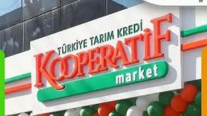 Alanya’da uygun fiyatlı ve kaliteli ürünler sunan Tarım Kredi Kooperatifi Market’in raflarında temel gıda, temizlik ve günlük ihtiyaç ürünleri yer alıyor.