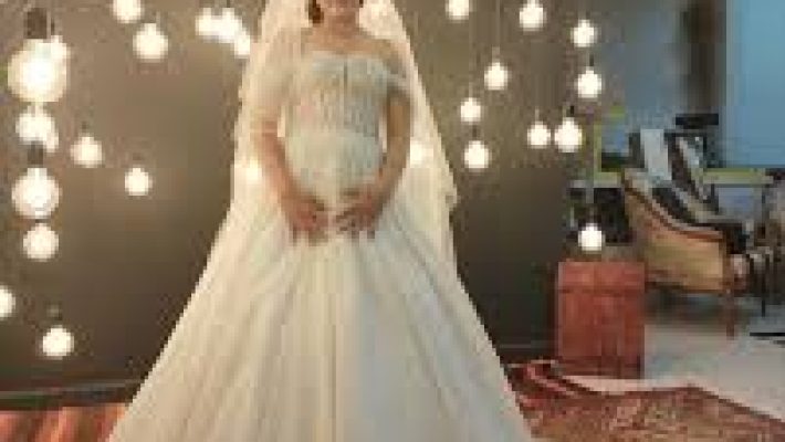 Sena Moda Gelinlik Dikimevi’nde kişiye özel gelinlik tasarımları, abiyeler ve özel dikim modeller özenle sergileniyor.