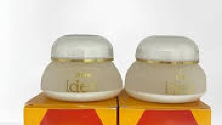 İdeal Kozmetik Alanya – Cilt bakımı, makyaj, parfüm ve kişisel bakım ürünleri mağazası.