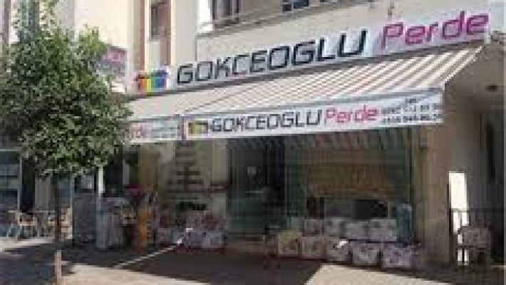 Alanya’da perde ve tekstil ürünleri sunan Necati Gökçeoğlu mağazası