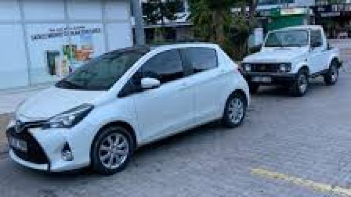 “Galaxy Rent a Car Alanya ofisi ve kiralık araç filosu.”