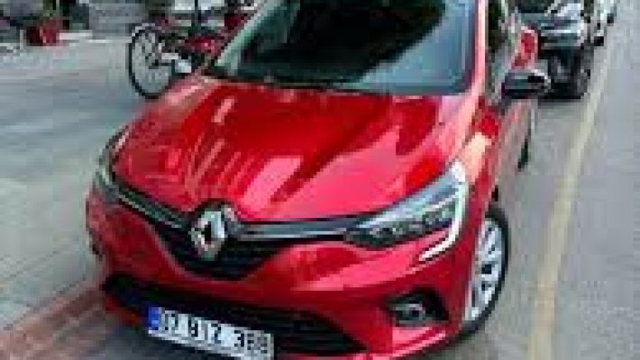“Biz Rent a Car Alanya ofisi ve kiralık araç filosu.”