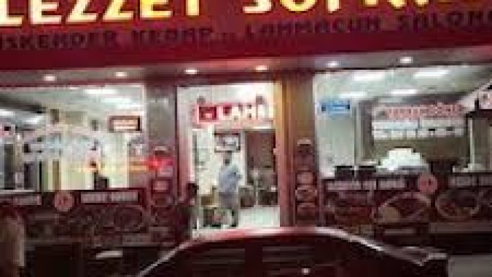 “Alanya Lezzet Sofrası’nda günlük taze ev yemekleri, kebap çeşitleri ve geleneksel Türk mutfağı lezzetleri”