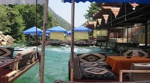 Dim Çayı turları, macera dolu aktivitelerle huzurlu doğa anlarını bir arada sunuyor.