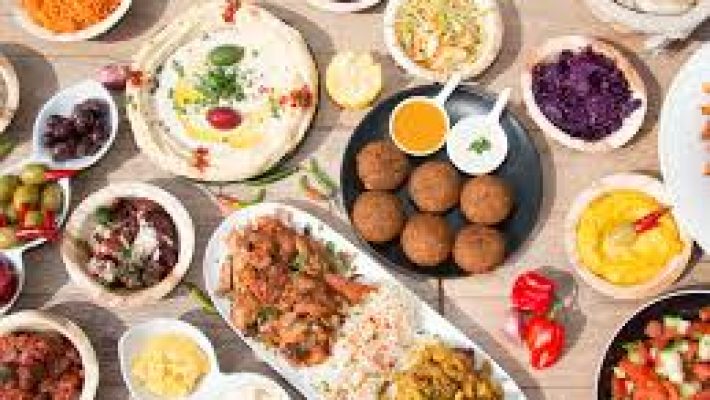 “Alanya Ziyafet Sofrası’nda kebap çeşitleri, ev yemekleri ve geleneksel Türk mutfağı lezzetleri”